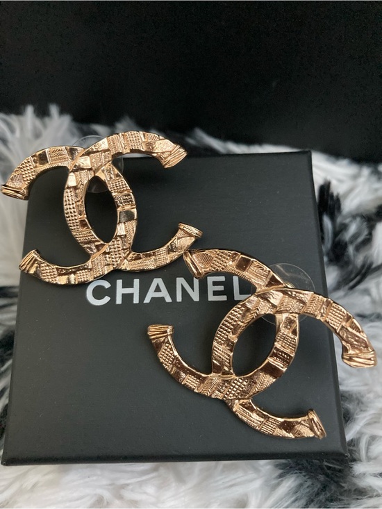 CHANEL Jewelry - CHANEL Tweed Large CC pierced Earrings